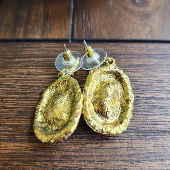 🦃50% OFF $20🦃Gold, White, and Gray Crystal Earrings With Push Back - Picture 7 of 7